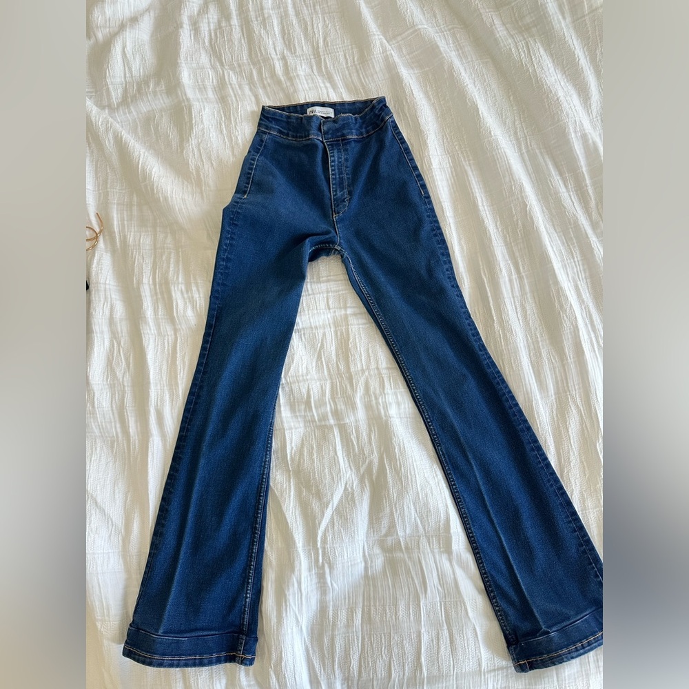 ZARA Flared Skinny Jegging